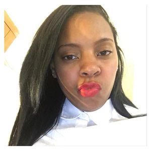 Meet your Posher, Crystal